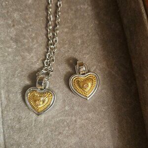 Diamonds International necklace